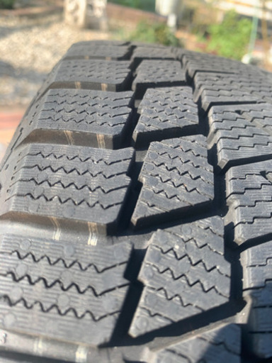 冬用　スタッドレス  と　夏用　タイヤ　175-65-15 セット