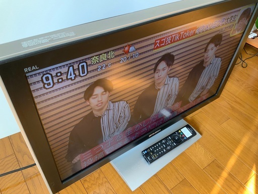 MITSUBISHI 32インチ　カラーテレビ2008年製品