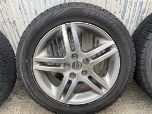 スタッドレス　ブリヂストン ブリザック 225/65R17  17インチ