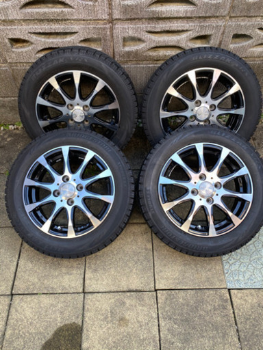 スタッドレスタイヤアルミホイール付