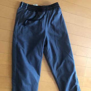 アディダス　ジュニアパンツ　130センチの画像