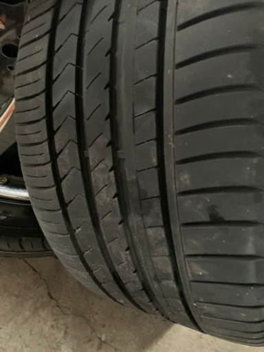 タイヤR19売ります