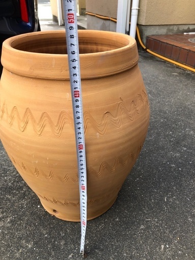 傘立ての壺(他にも用途はあると思います)