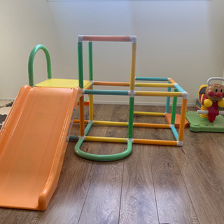 【相談中】アンパンマン　ロッキングパーク