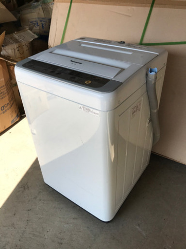 【2015年製】Panasonic洗濯機　5kg NA-F50B9