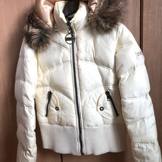 DKNYダウンジャケット