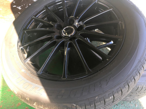 純正タイヤ美品　225/55/18 4本