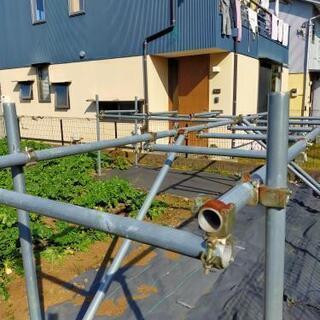 交渉中です。   足場鉄パイプ解体処分1万円で
