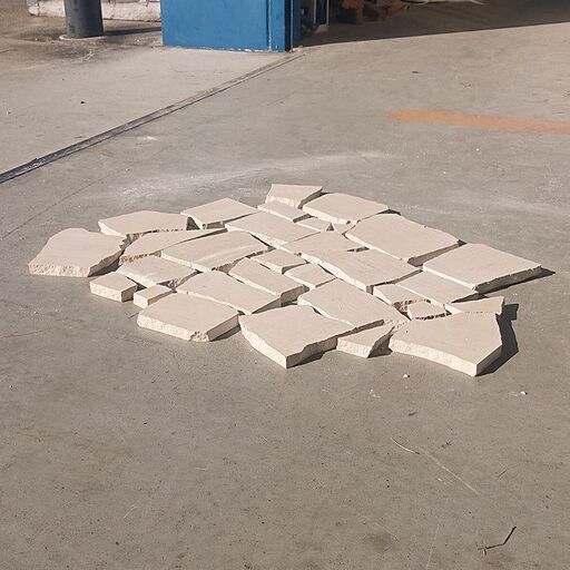 ﾓｶｸﾘｰﾑ 磨き乱形材 20厚 約3.5㎡ 天然大理石 土日引き取り対応可 DIYでお庭やお部屋を豪華に♪