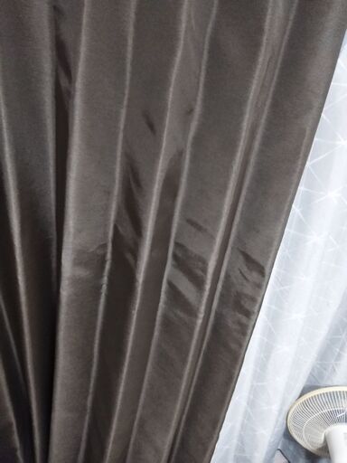 カーテン Brown curtains (Used like new)