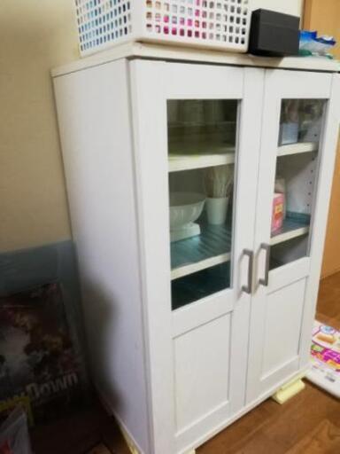【取引中】食器棚　売ります