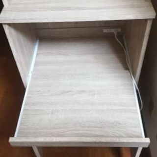 キッチン収納棚の画像