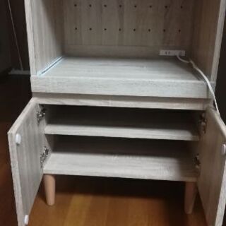 キッチン収納棚の画像