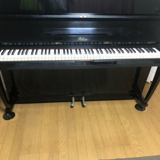 アトラス　アップライトピアノ