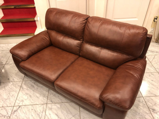 ソファーとテーブルのセット