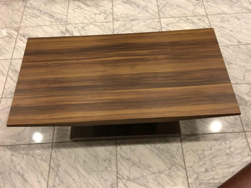 ソファーとテーブルのセット