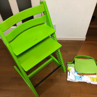 STOKKE ストッケ　ベビーチェア　トラップトリップ　クッション、取説付きの画像