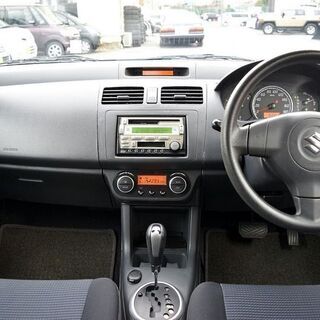 ZD11S スズキ 後期型スイフト 4WD　車検令和3年10月26日迄　夏冬タイヤ付　シートヒーター　エンジンスターター　タイミングチェーン　北海道/旭川　２２０,０００円！！　の画像