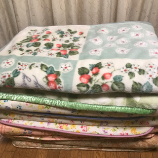 【終了しました】敷布団 マイヤー毛布 綿毛布など 一式で！