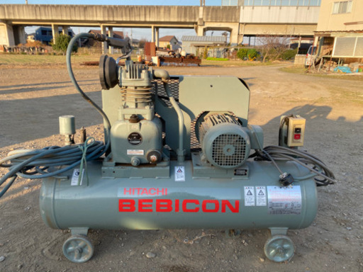 エアーコンプレッサー2馬力HITACH三相200V50Hz/60Hz