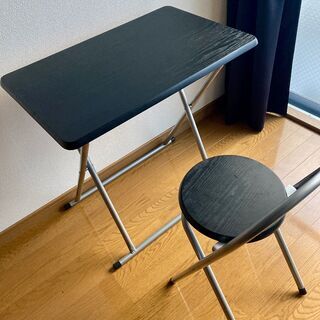 【引越し間近】折り畳みテーブル・折り畳みチェアセット【値下げ可】の画像