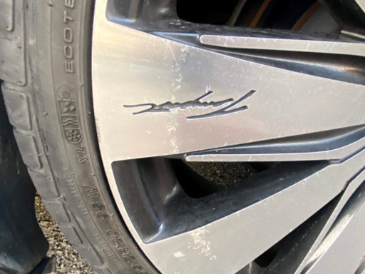 アルファード タイヤ付きホイール20インチ