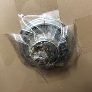 HODEN 宝殿 小型耐火金庫 ダイヤル式 カギ付き 長期保管品 の画像