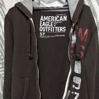 AmericanEagleのフード付きパーカーの画像