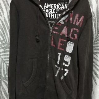 AmericanEagleのフード付きパーカーの画像
