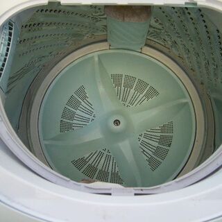 パナソニック７キロ全自動洗濯機２０１０年風乾燥高知市近辺配達込３か月保証の画像