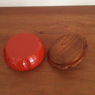 ［無料］木のふた付き容器の画像