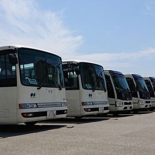 阪神・JR駅からバスでラクラク通勤！商品を取る⇒入れるだけ♪ コープの朝ピッキング軽作業の画像