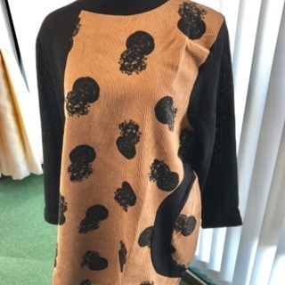 トップス　オシャレの画像