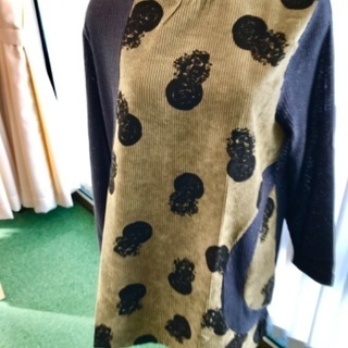 おしゃれ　トップスの画像