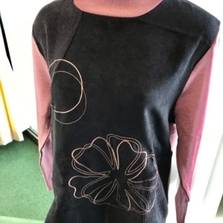 トップス　花柄　ピンクの画像