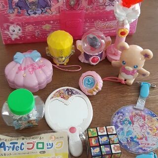 プリキュア　映画限定バッジ　手鏡　ミニブロック　バッグまとめて