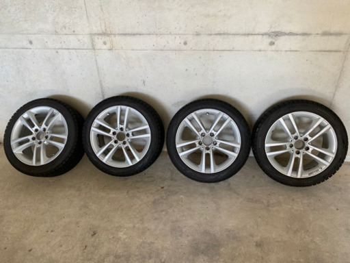 ベンツCLA スタッドレスタイヤ　PIRELLI 225/45 R17