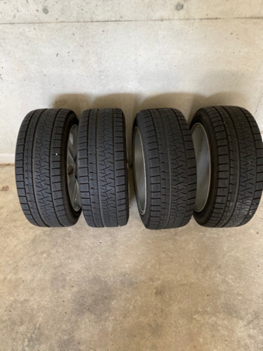 ベンツCLA スタッドレスタイヤ　PIRELLI 225/45 R17