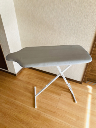 折り畳みアイロン台　ほぼ新品　美品　山崎実業　Yamazaki