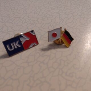 イギリス&ドイツ　国旗ピンバッチ×2個の画像