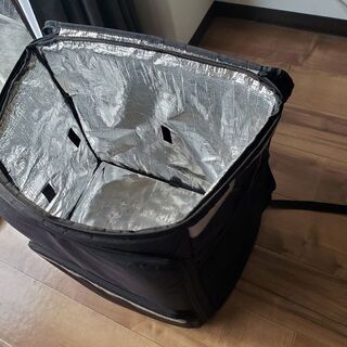 【中古】ウーバーイーツ UberEats 3代目 配達用リュック ウバック しゃくれバック 【美品】の画像