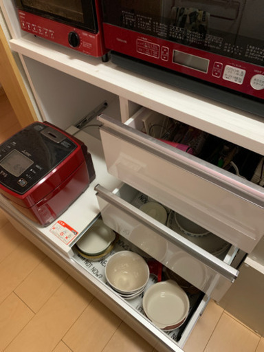 ゲリラ半額セール中!! 食器棚