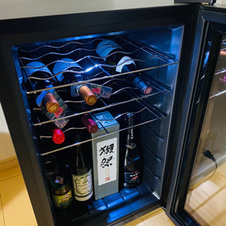 AUDEW　ワインセラー　大容量28本入りの画像