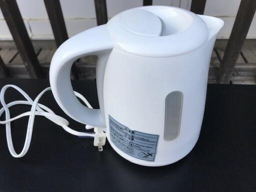 電気ケトル　ラマーレ　ニトリ