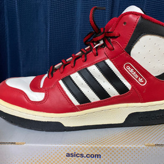 お譲り先決まりました❗️adidas ハイカットスニーカーの画像