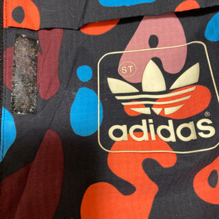 adidas originals ブルゾンの画像