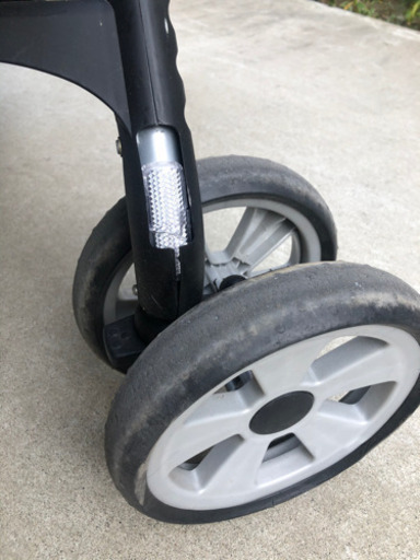 セーフティーファースト　ベビーカー