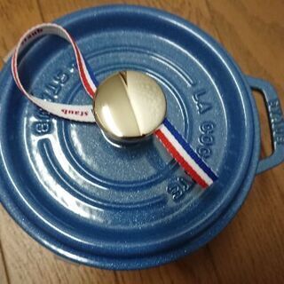 《新品・配送無料》staub ストウブ ピコ ココット ラウンド...