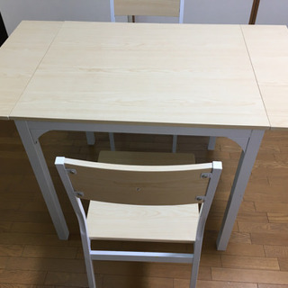 交渉中 折りたたみダイニングセット イス2脚の画像