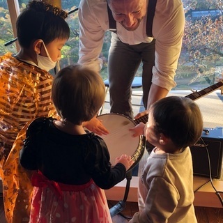 👨‍👩‍👧‍👦親子英会話クラス🎉北國新聞に紹介されました👶の画像